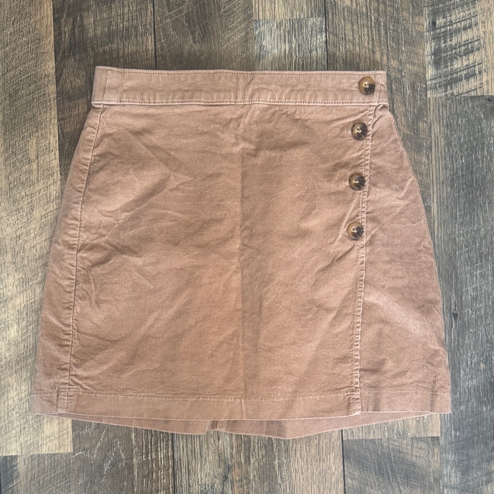HOLLISTER | CORDAROY XS Brown Button-Detail Women's Skirt